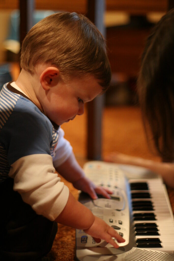 graham toddler piano